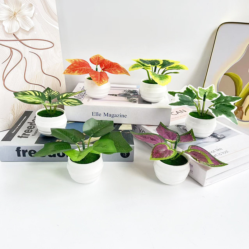 Plant Pot Small Desk - Piante verdi artificiali in piccoli vasi