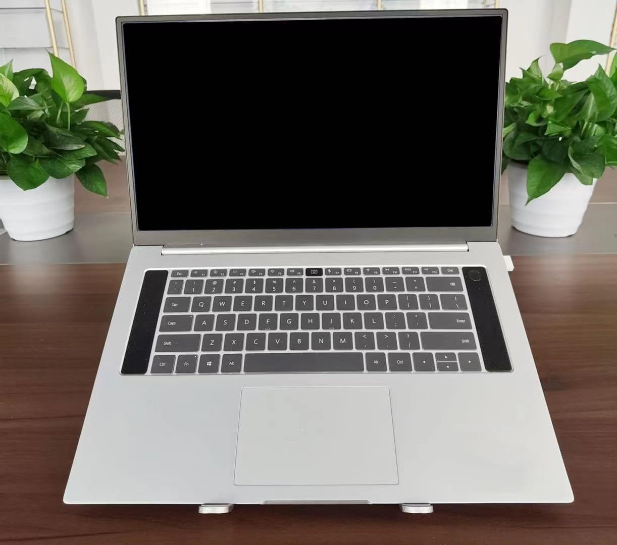 Supporto Regolabile per Laptop - Desk Setup Macbook recensione e prezzo