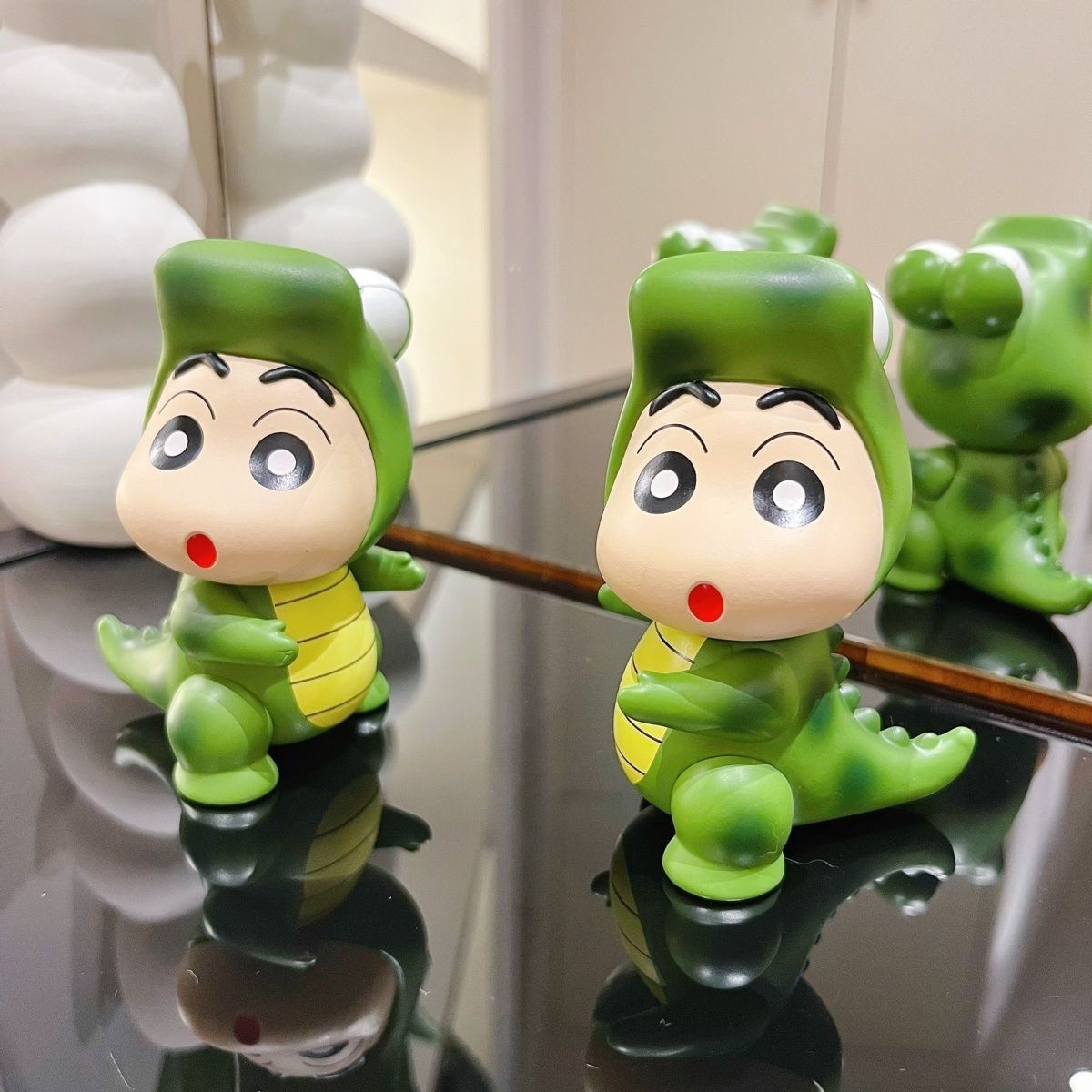 Figurina di Crayon Shin-chan i - Desk Setup Design recensione e prezzo